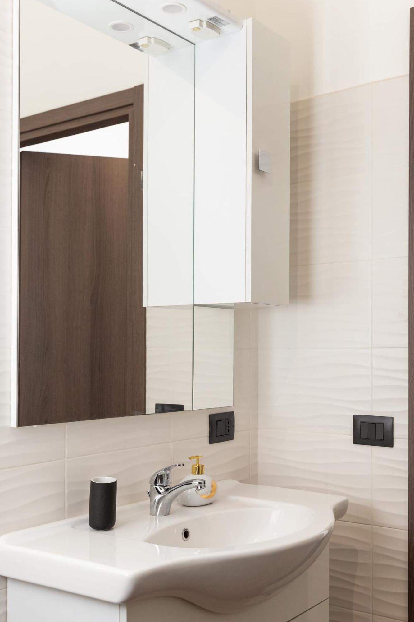 Da Vinci - Exclusive Apartment - Navigli มิลาน ภายนอก รูปภาพ